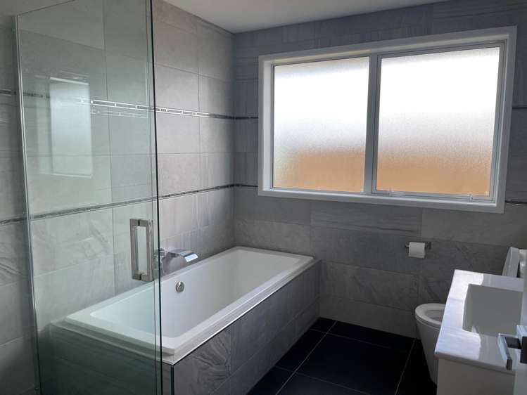 44 Ocean View Rise Ruakaka_10