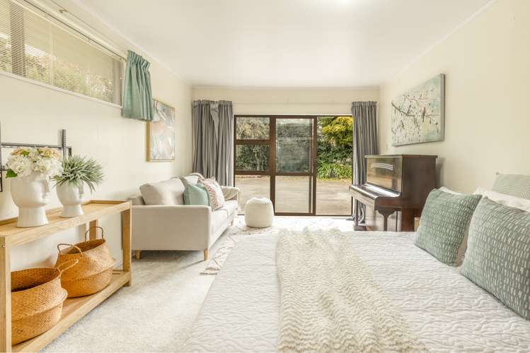 10 Graham Grove Waikanae_13