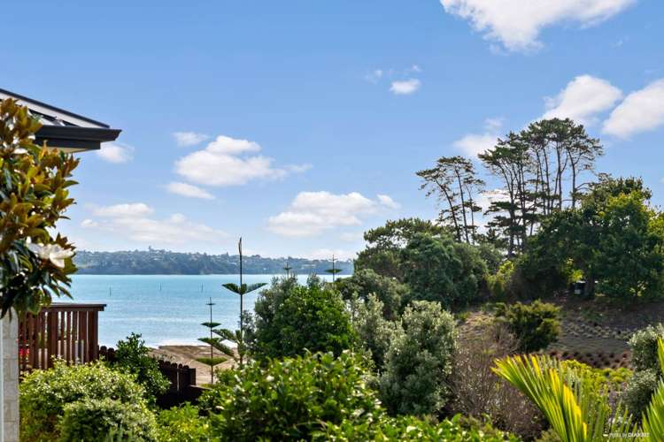 53 Pine Harbour Parade Beachlands_3