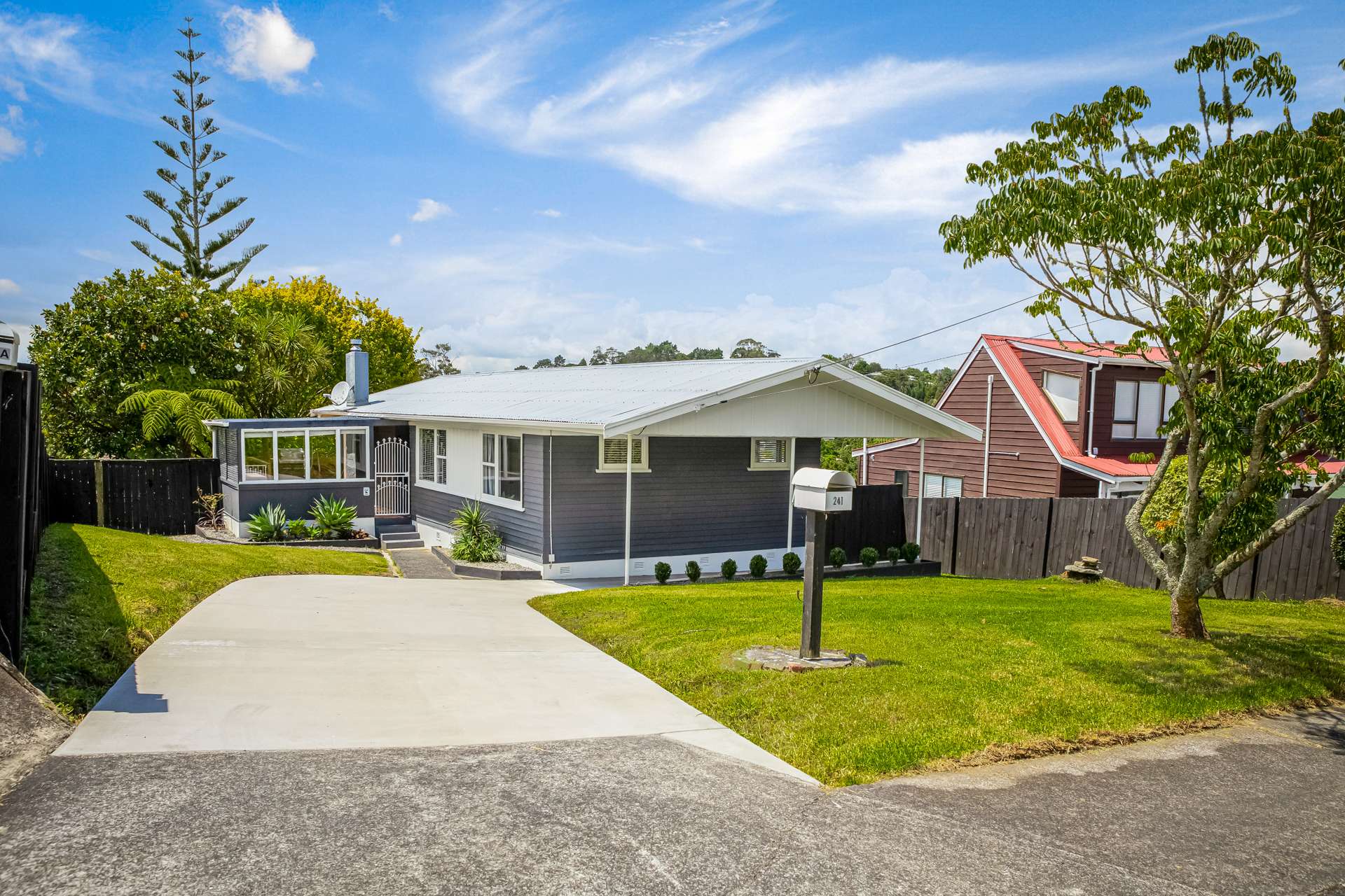 241 Glengarry Road Glen Eden_0