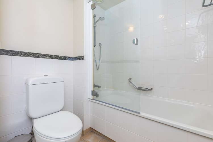 8k/100 Greys Avenue Auckland Central_11