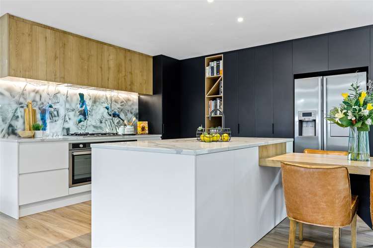 24 Creedon Glen Casebrook_5