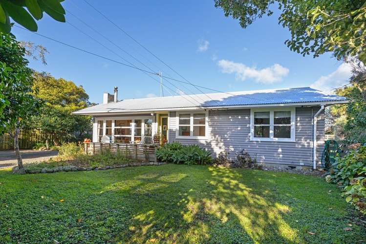 40 Woodward Street East Featherston_22