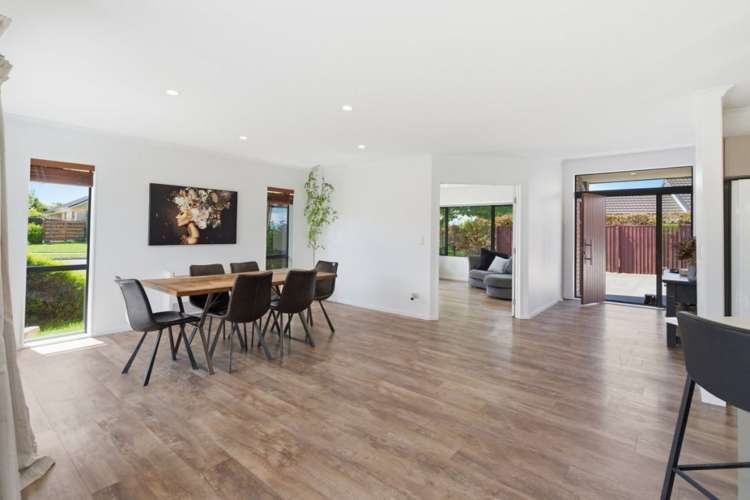 278 Southfield Drive Lincoln_5