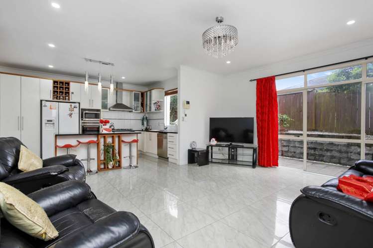 12 Parkvale Grove Te Atatu Peninsula_5