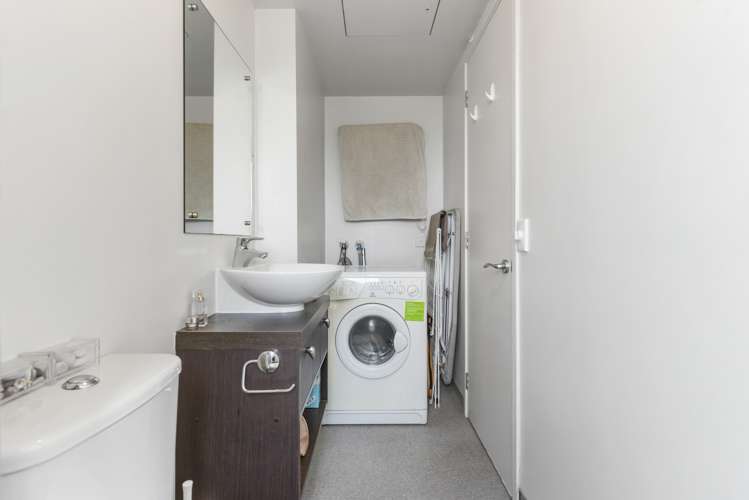 8d/18 Scotia Place Auckland Central_8