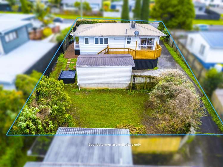 1/39 Lancaster Road Beach Haven_2