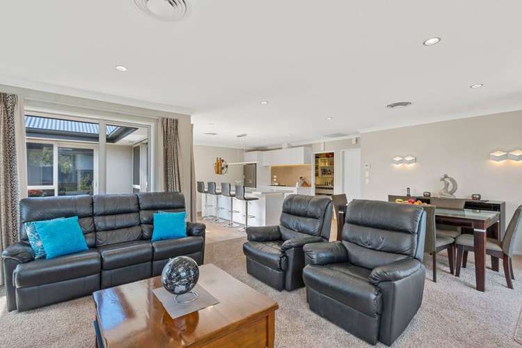 5 Saint Keverne Close Burwood_6