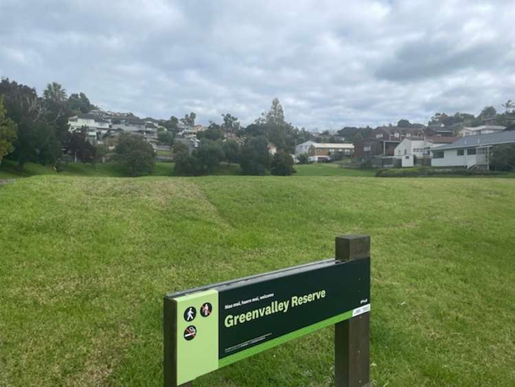 1/51 Greenvalley Rise Glenfield_16