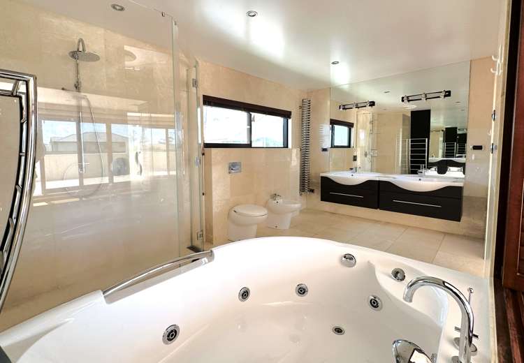 9 Santorini Key Papamoa_23