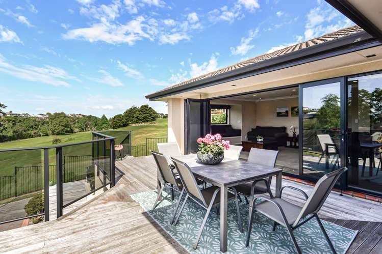 17 River Oaks Place Pukete_32