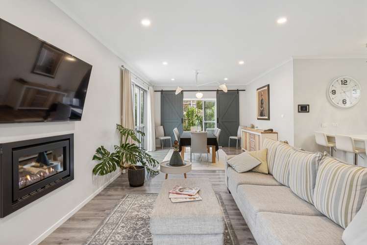 15 Atalanta Way Beachlands_9