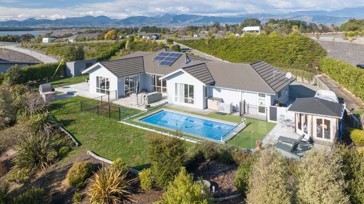 8 Mount Arthur View Redwood Valley_39