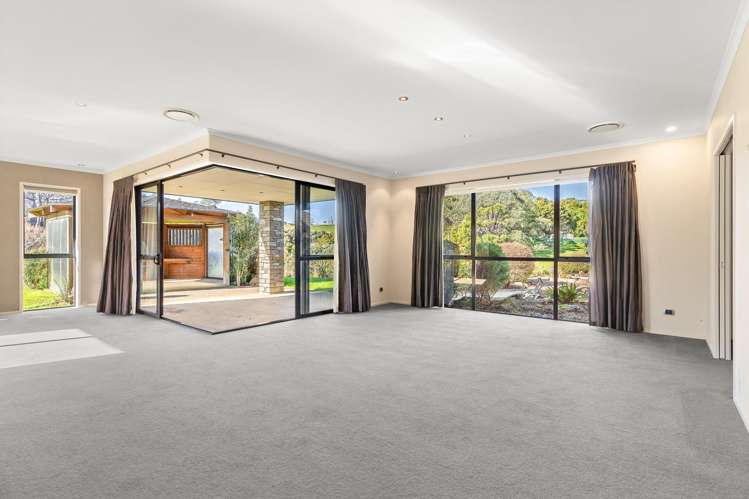 131 Foster Road Kumeu_11