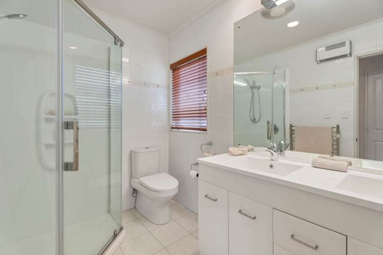 69 Manor Park Sunnyhills_28