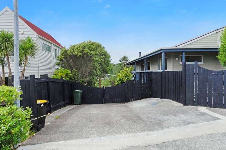 79 Thurleigh Grove Karori_26
