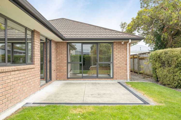 219A College Street West End_20