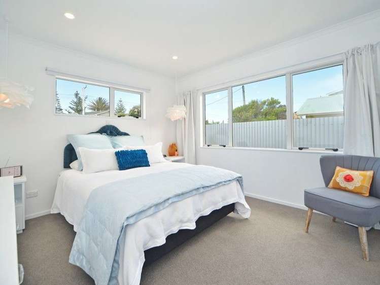 72 Blue Pacific Parade Riversdale Beach_5