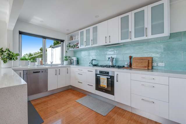 66 Wade River Road Stanmore Bay_2