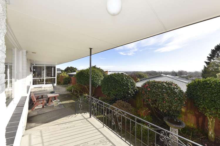 1/2 Conifer Place_2