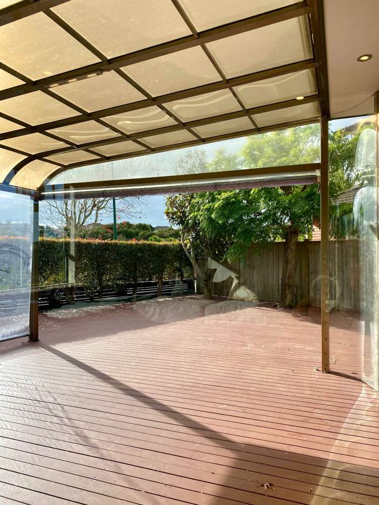 22 Salford Crescent Flat Bush_10