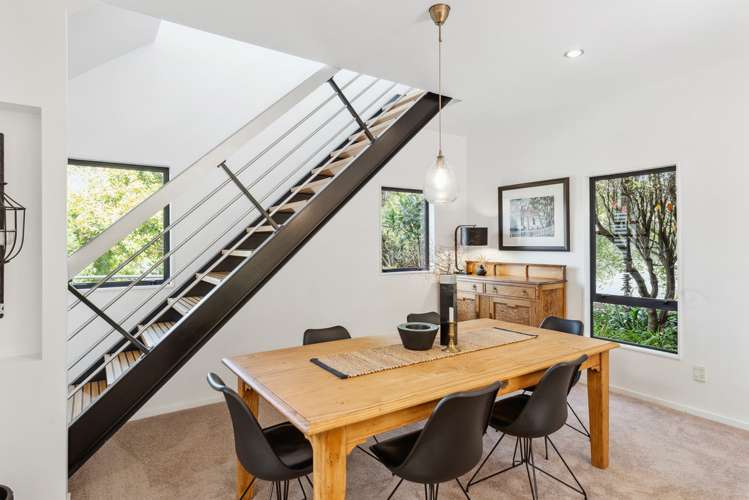 2 Fiesta Grove Raumati Beach_14