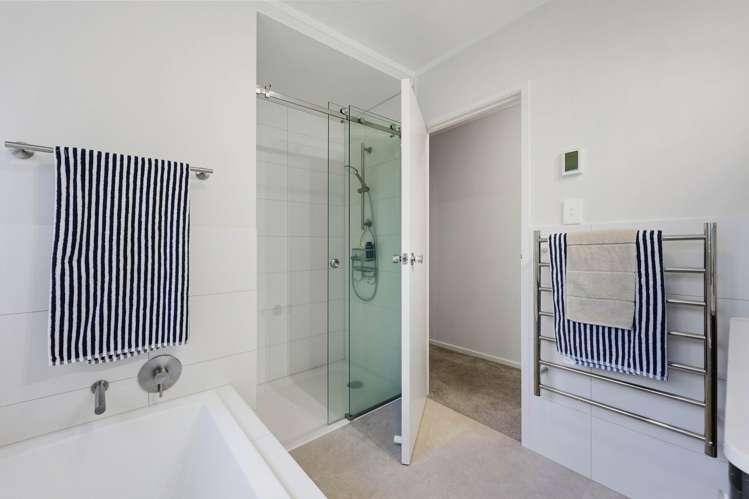 2/120 Orakei Road Remuera_11