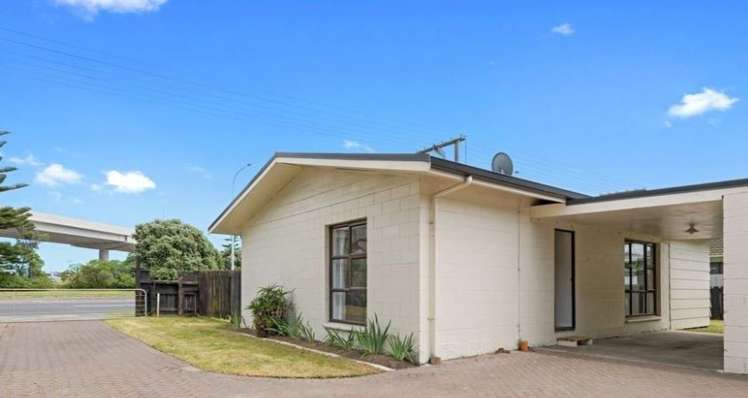 569 Maunganui Road Mount Maunganui_0