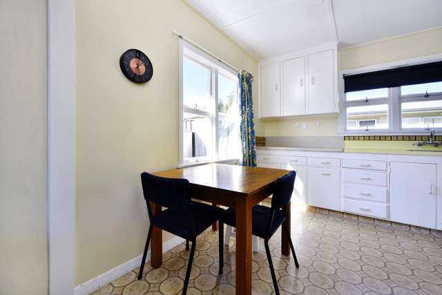 1/27 Manson Avenue Stoke_4