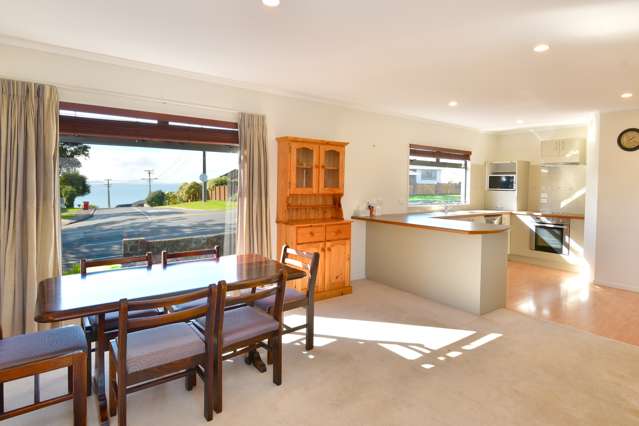 81 Vipond Road Stanmore Bay_4