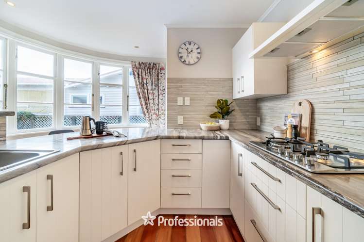 1/55 Pohutukawa Street Woburn_7