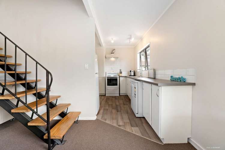 2/109 Wattle Farm Road Wattle Downs_6