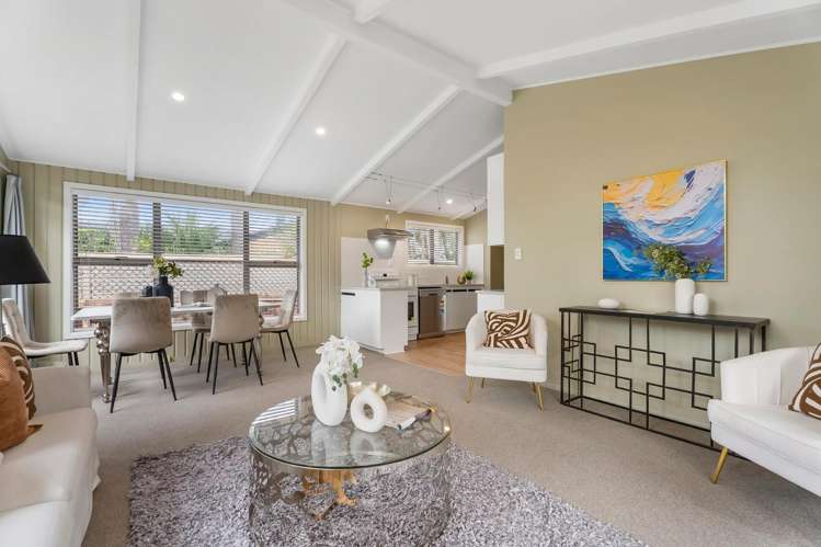 2/62 Rawhiti Road One Tree Hill_9