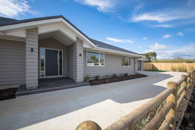 94 Pharazyn Street Feilding_3