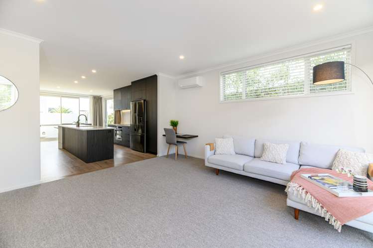 1 Sanremo Lane Stanmore Bay_6