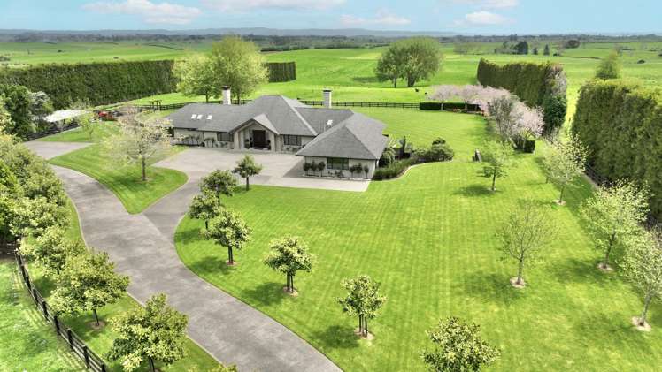 195 Batty Road Kingseat_5