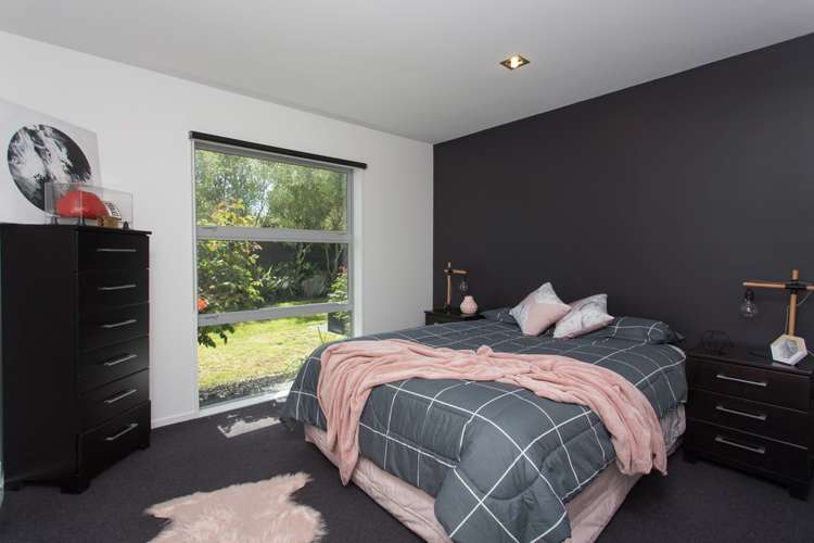 14 Charlie Stanton Place Shirley_8