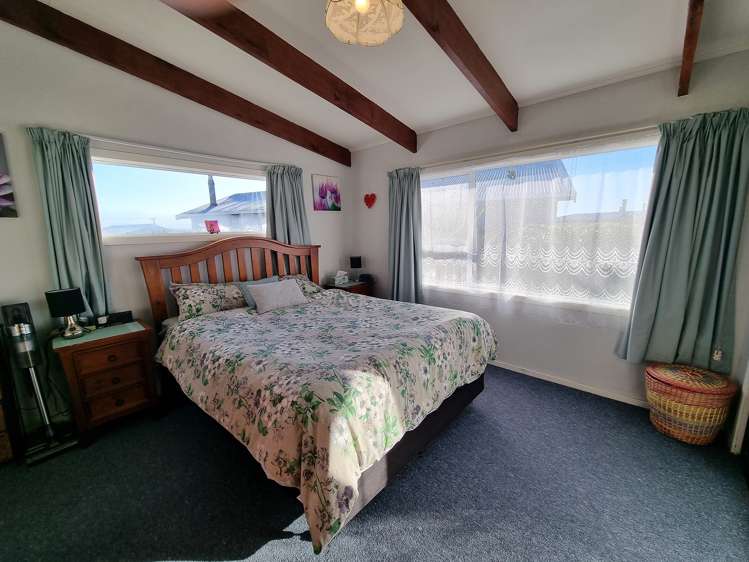 14 Alamein Street Riverton_9