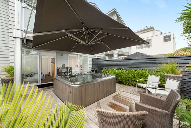 173 Marine Parade Mount Maunganui_21