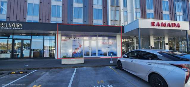 Small retail / office central Albany