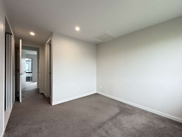 7/21 Akoranga Dr Northcote_7