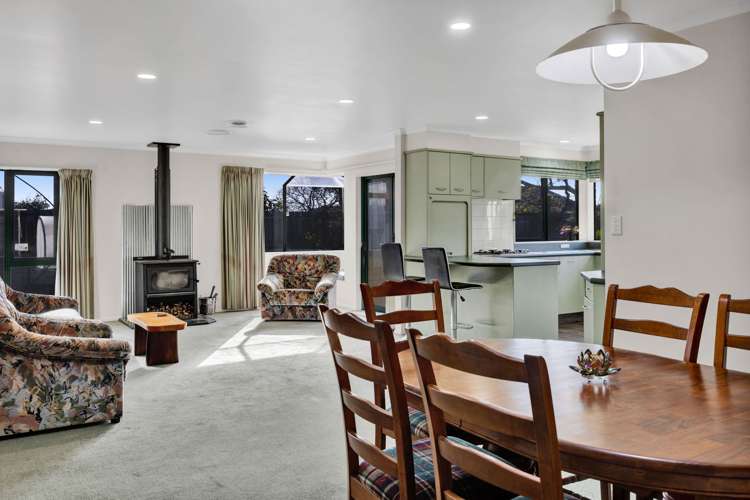 190 Glover Road Hawera_10