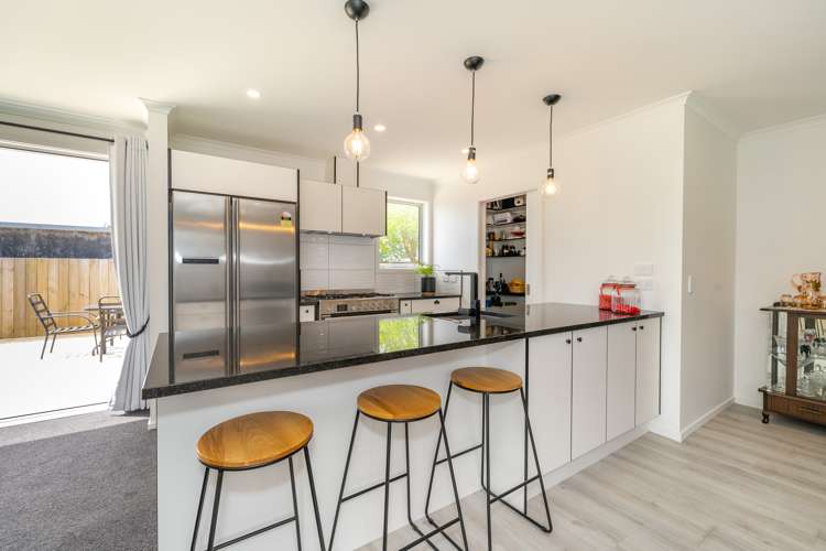 13 Poulson Grove Trentham_8