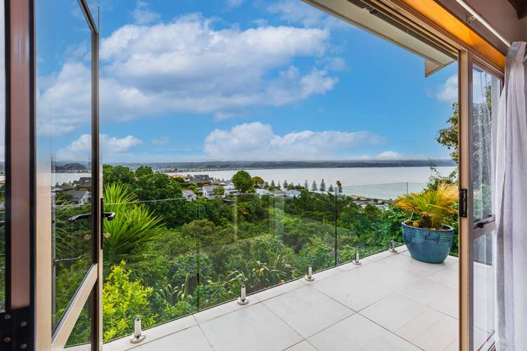 12 Cobden Crescent Bluff Hill_1