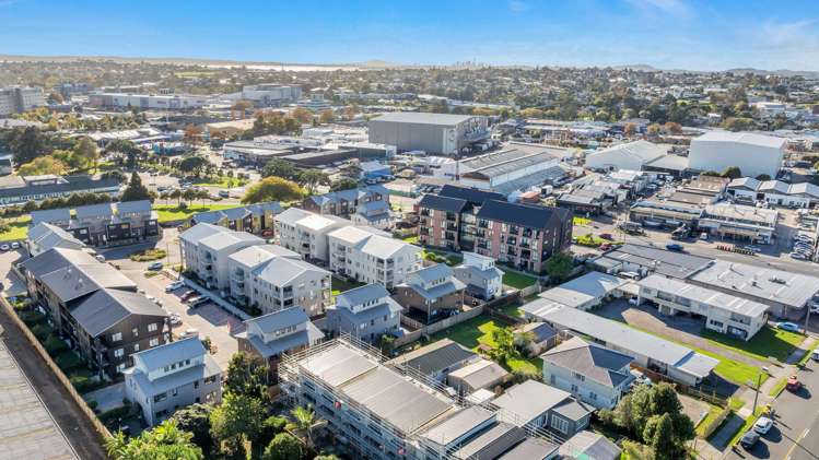 14 Eileen Newey Place Henderson_16