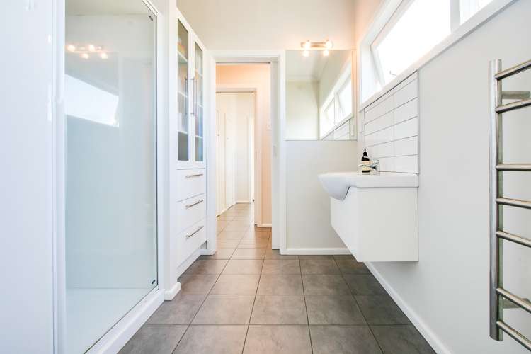 805 Duke Street Mahora_11