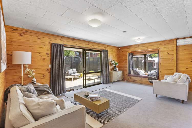 10 Woodhams Street Beach Haven_4