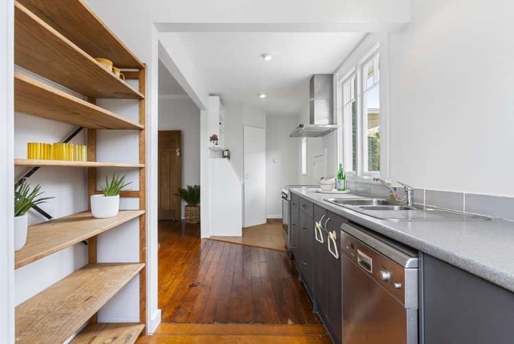 14 Wright Road Point Chevalier_5