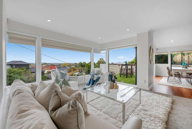 2/32 Gills Road Bucklands Beach_11