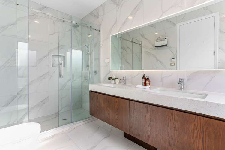 92 The Drive Epsom_15